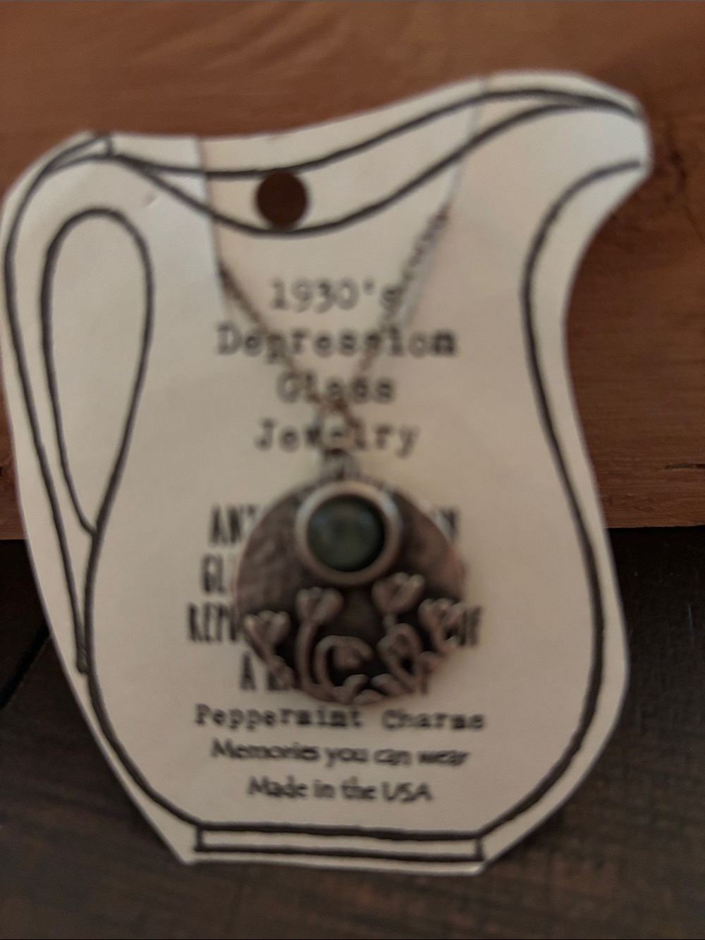 Vintage Depression Glass Floral Round Pendant Necklace with Green Glasd Center